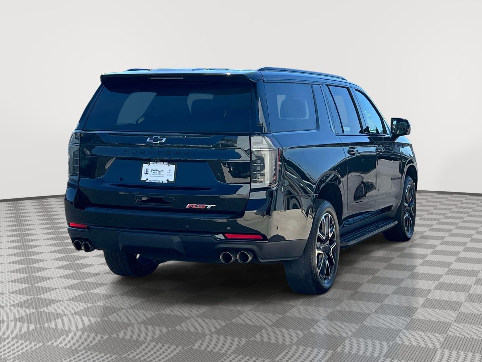 2025 Chevrolet Suburban 4WD RST