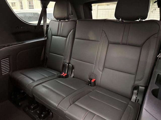 2025 Chevrolet Suburban 4WD RST