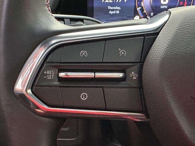 2025 Chevrolet Suburban 4WD RST