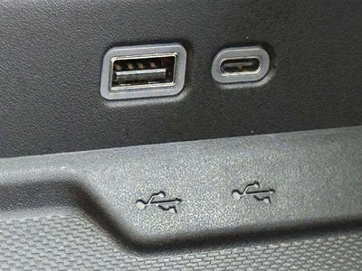 2025 Chevrolet Suburban 4WD RST