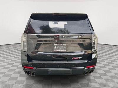 2025 Chevrolet Suburban 4WD RST