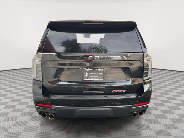 2025 Chevrolet Suburban 4WD RST