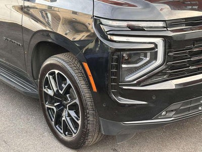 2025 Chevrolet Suburban 4WD RST