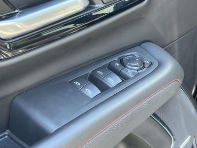 2025 Chevrolet Suburban 4WD RST