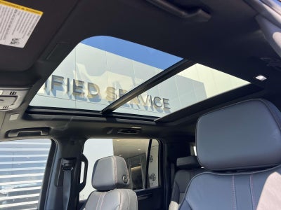 2025 Chevrolet Suburban 4WD RST