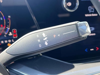 2025 Chevrolet Suburban 4WD RST