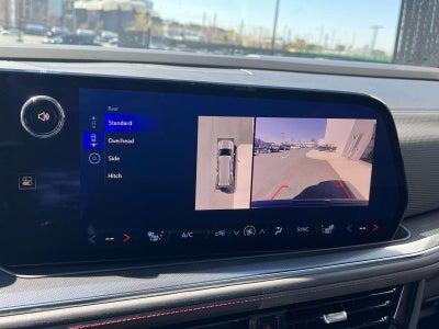 2025 Chevrolet Suburban 4WD RST