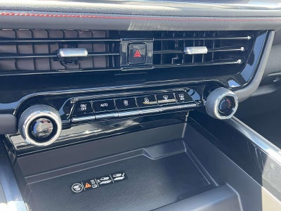 2025 Chevrolet Suburban 4WD RST