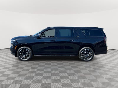 2025 Chevrolet Suburban 4WD RST