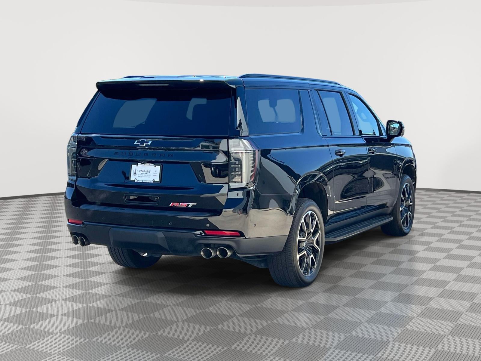 2025 Chevrolet Suburban 4WD RST