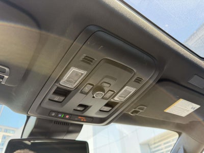 2025 Chevrolet Suburban 4WD RST