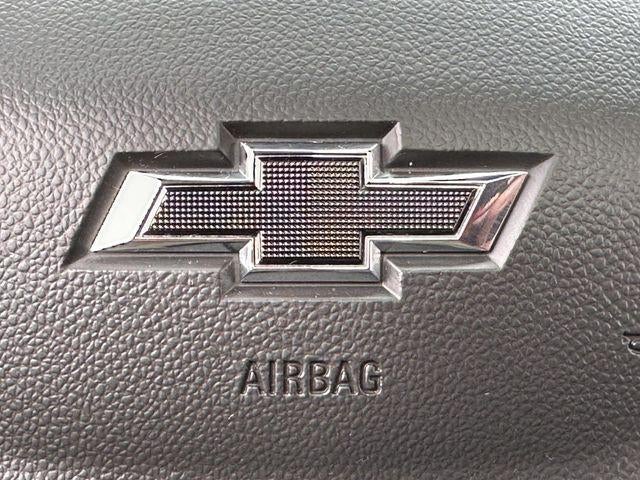 2025 Chevrolet Suburban 4WD RST