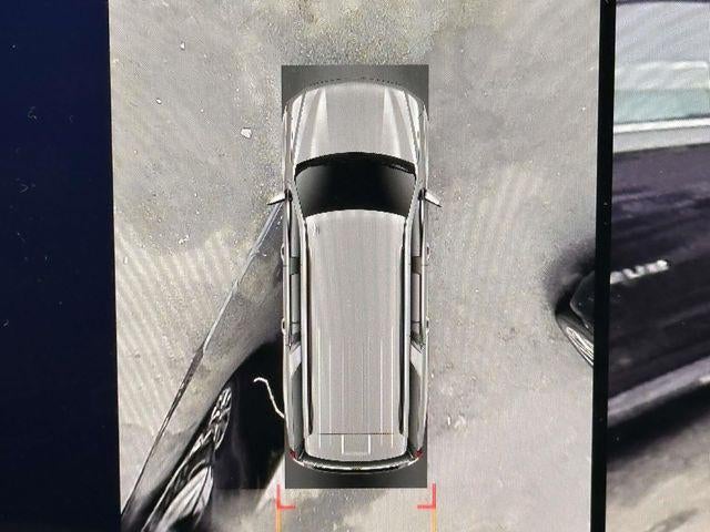 2025 Chevrolet Suburban 4WD RST