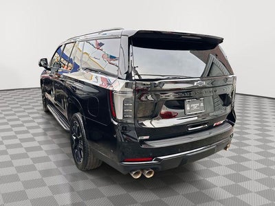 2025 Chevrolet Suburban 4WD RST