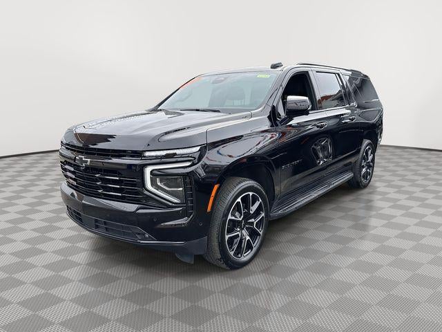 2025 Chevrolet Suburban 4WD RST