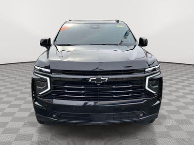 2025 Chevrolet Suburban 4WD RST