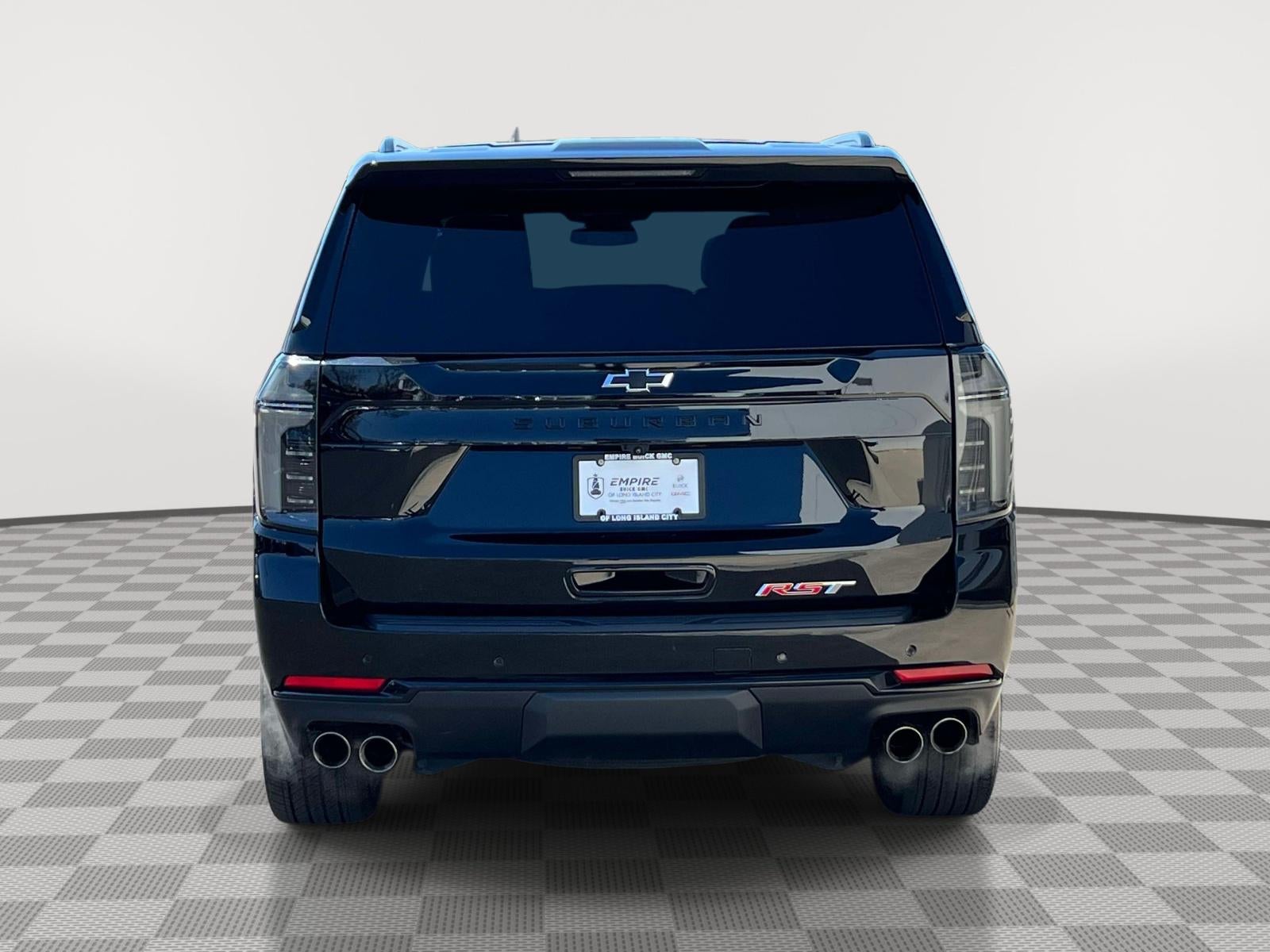 2025 Chevrolet Suburban 4WD RST