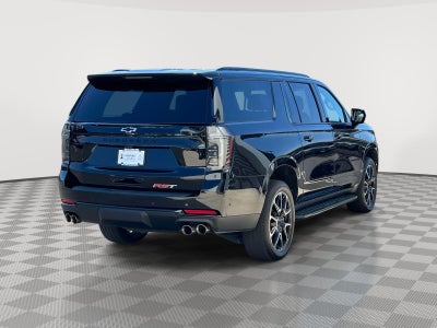 2025 Chevrolet Suburban 4WD RST