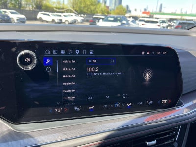 2025 Chevrolet Suburban 4WD RST
