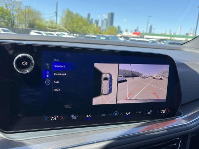 2025 Chevrolet Suburban 4WD RST