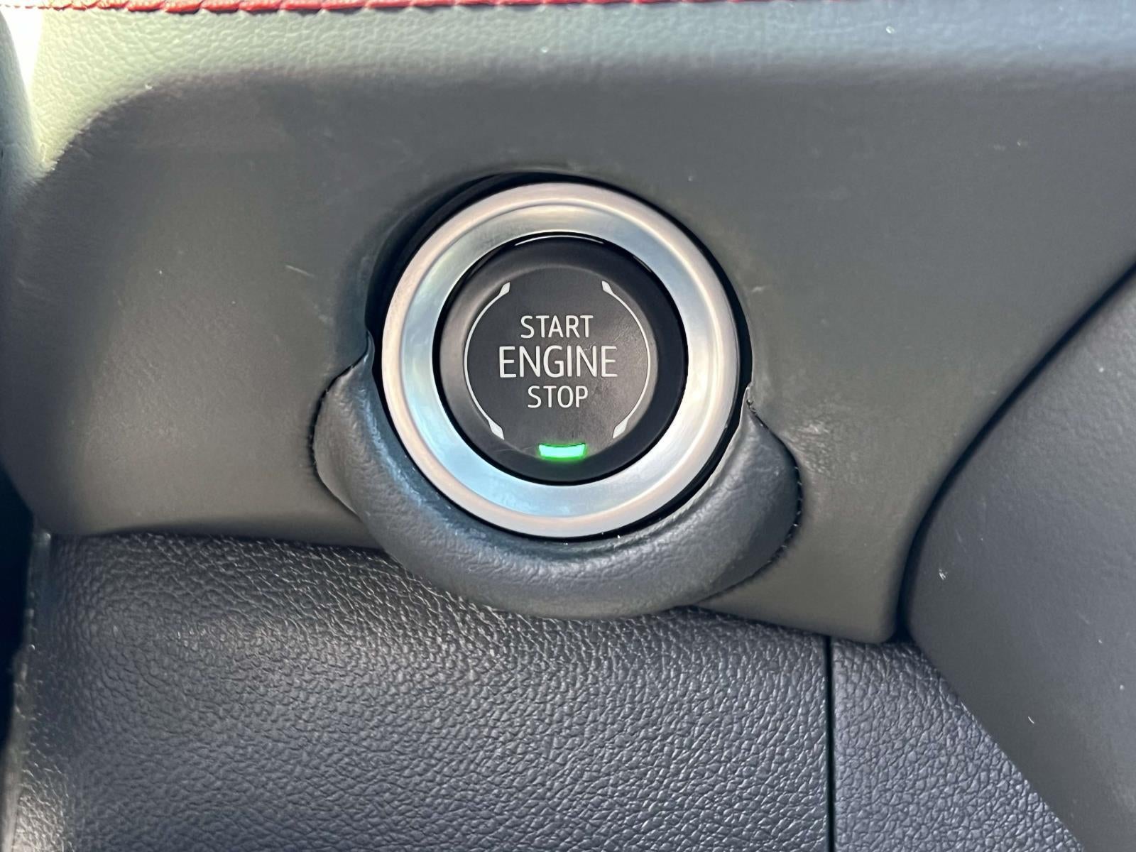 2025 Chevrolet Suburban 4WD RST