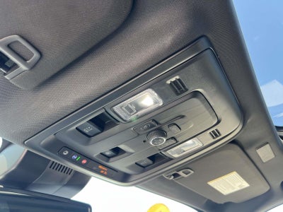 2025 Chevrolet Suburban 4WD RST