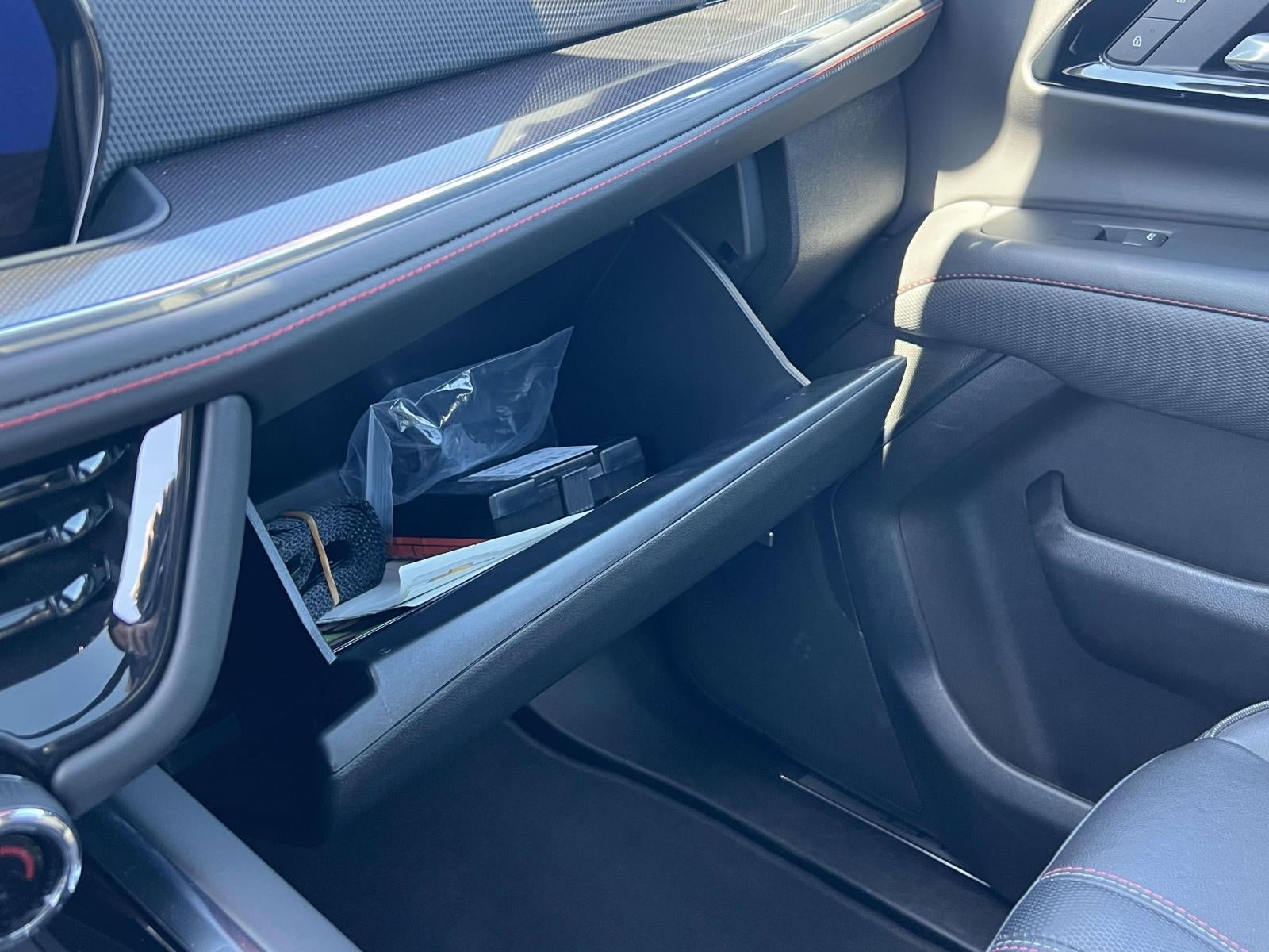 2025 Chevrolet Suburban 4WD RST