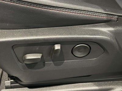 2025 Chevrolet Suburban 4WD RST