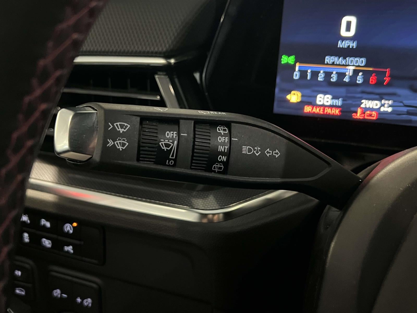 2025 Chevrolet Suburban 4WD RST