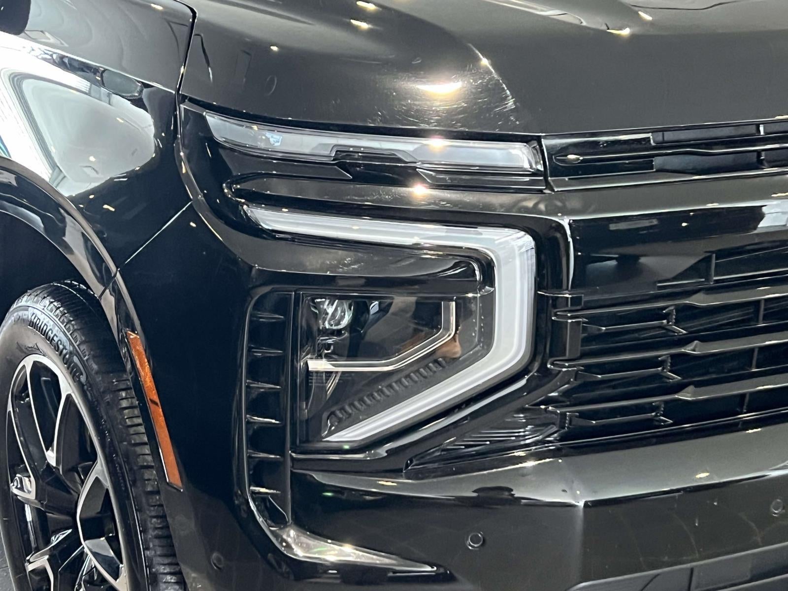 2025 Chevrolet Suburban 4WD RST