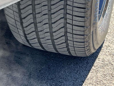 2025 Chevrolet Suburban 4WD RST