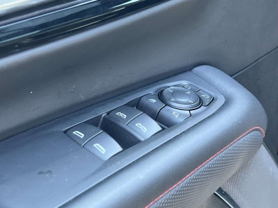 2025 Chevrolet Suburban 4WD RST