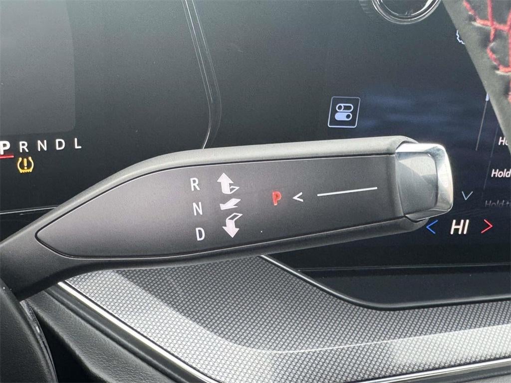 2025 Chevrolet Suburban 4WD RST