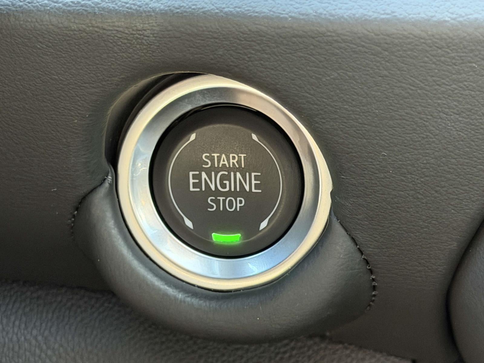 2025 Chevrolet Suburban 4WD RST