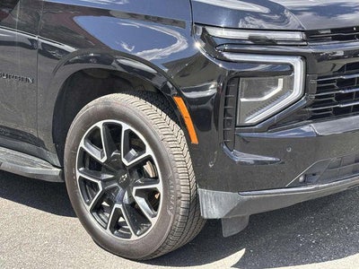 2025 Chevrolet Suburban RST