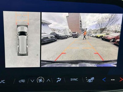 2025 Chevrolet Suburban RST