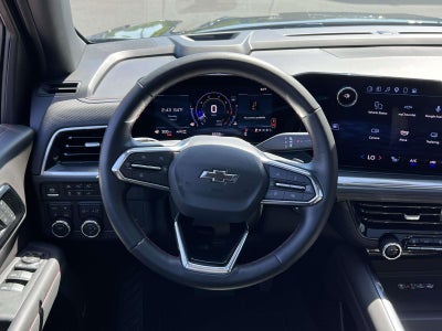 2025 Chevrolet Suburban 4WD RST