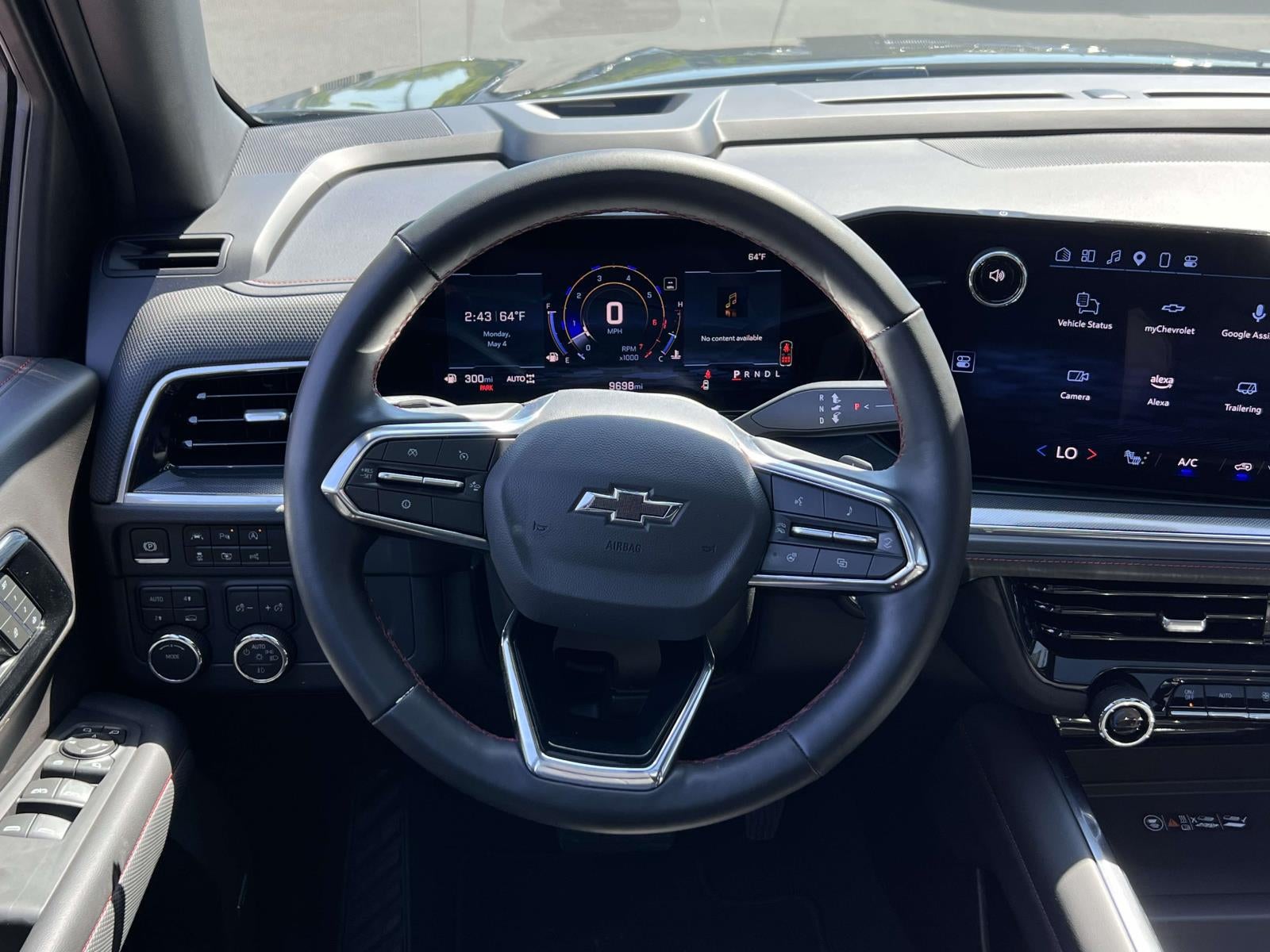 2025 Chevrolet Suburban 4WD RST