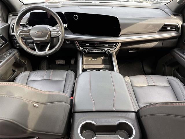 2025 Chevrolet Suburban 4WD RST