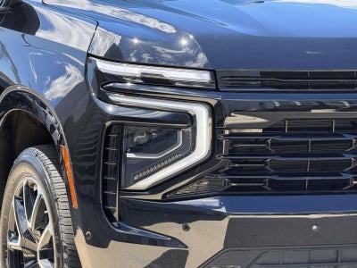 2025 Chevrolet Suburban 4WD RST