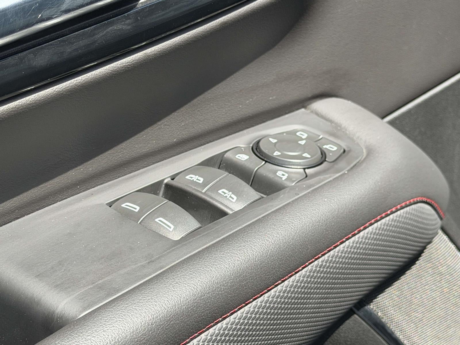 2025 Chevrolet Suburban 4WD RST