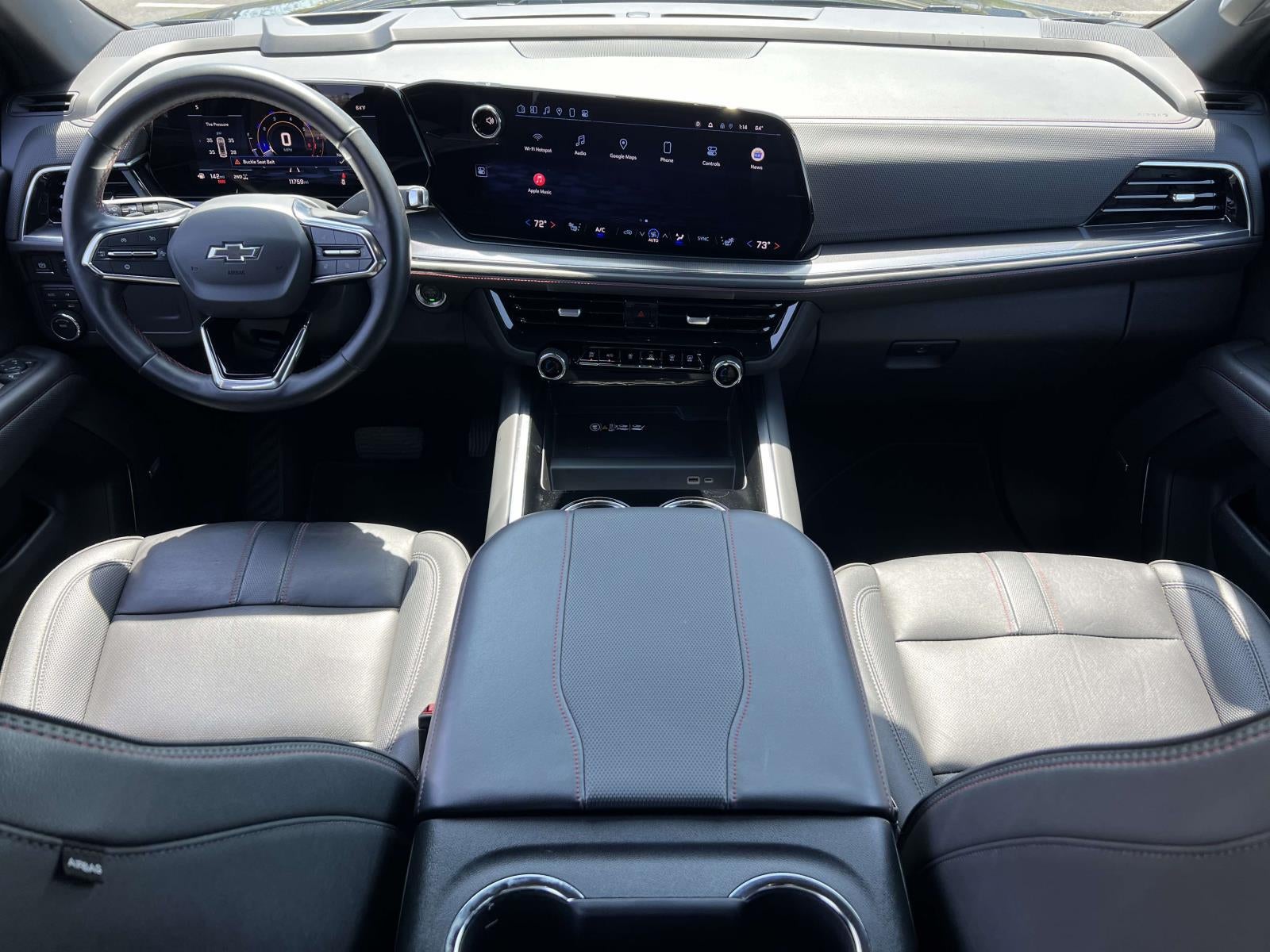 2025 Chevrolet Suburban 4WD RST