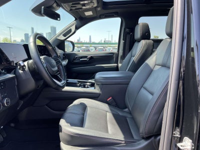 2025 Chevrolet Suburban 4WD RST