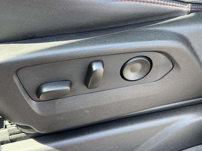 2025 Chevrolet Suburban 4WD RST