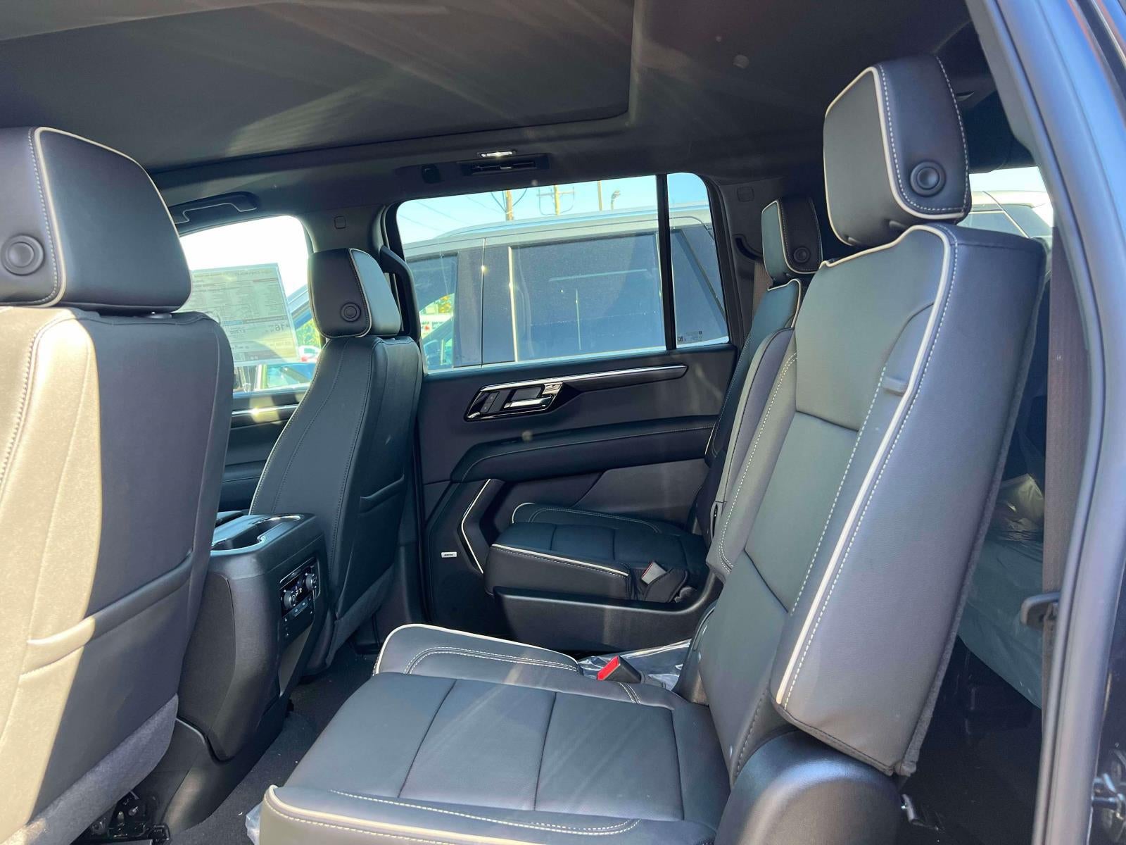 2026 Chevrolet Suburban Premier, 4WD