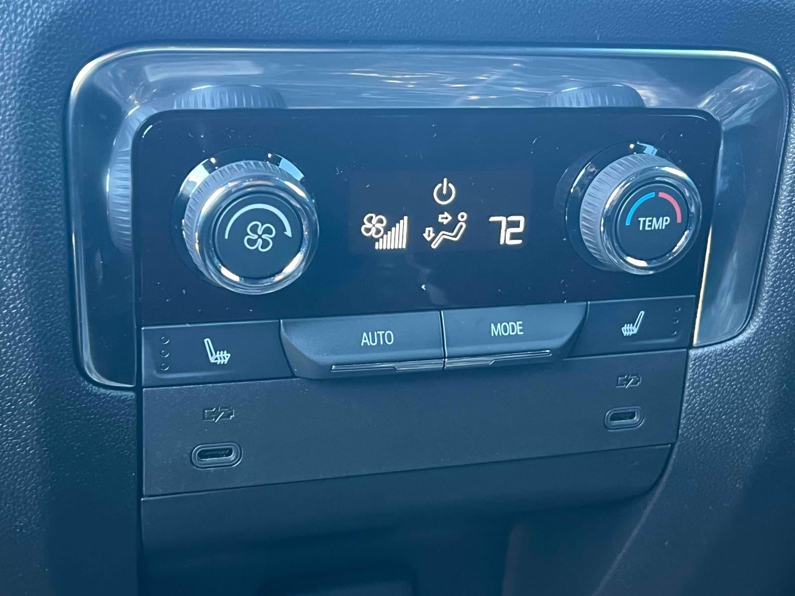 2026 Chevrolet Suburban Premier, 4WD