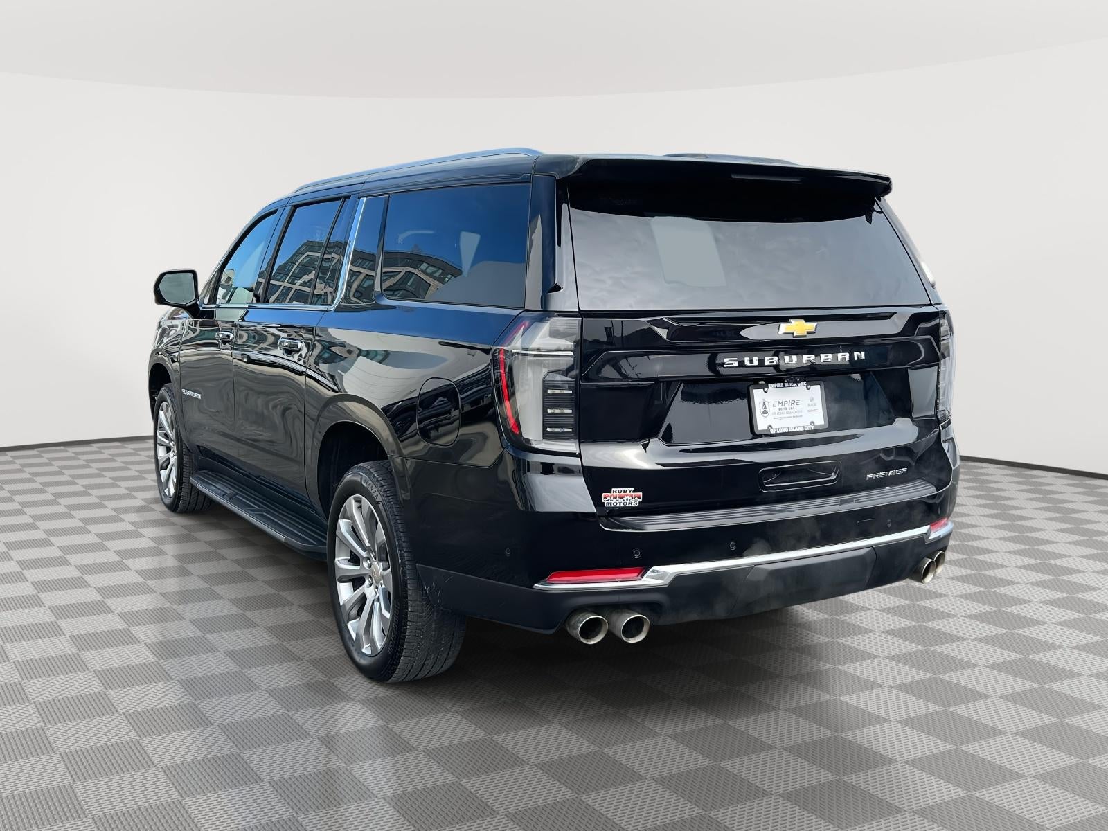 2025 Chevrolet Suburban Premier