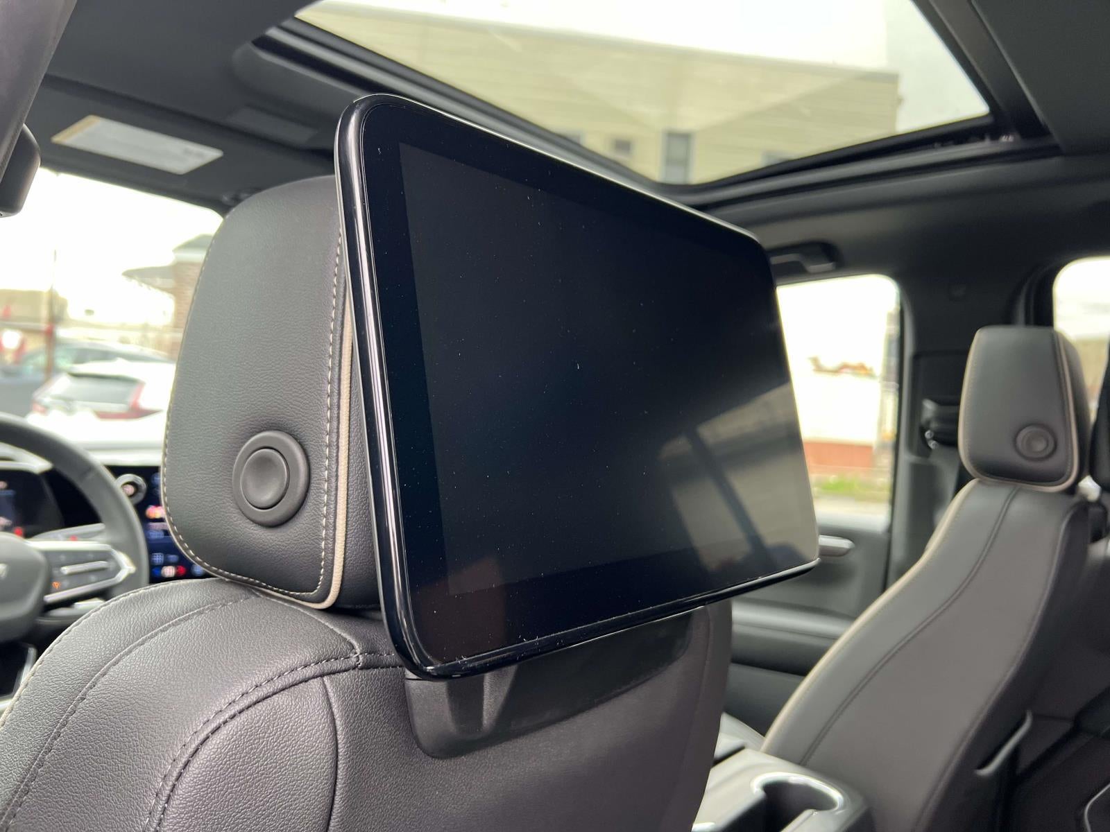 2025 Chevrolet Suburban 4WD Premier