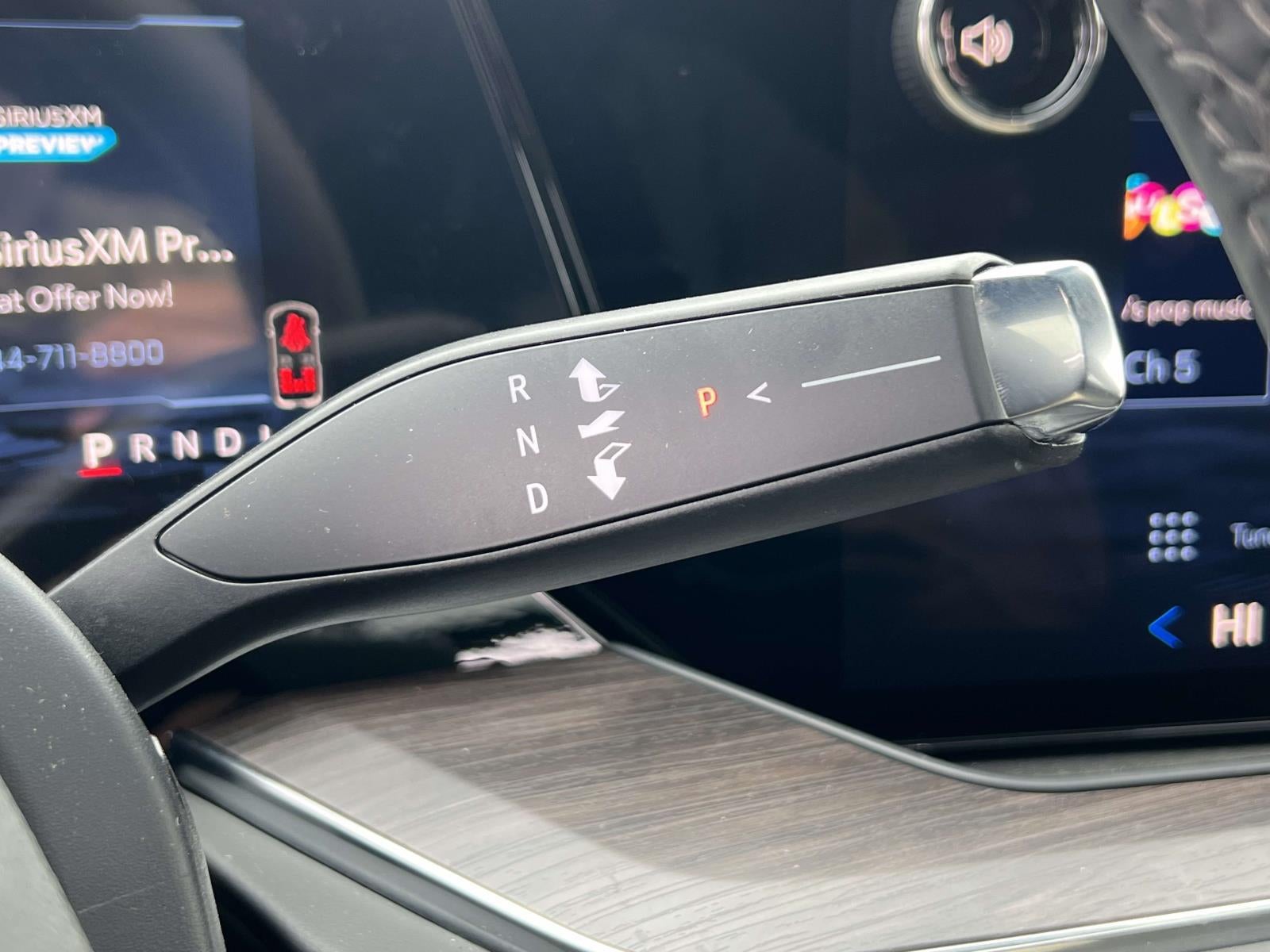 2025 Chevrolet Suburban 4WD Premier