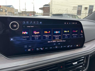 2025 Chevrolet Suburban 4WD Premier